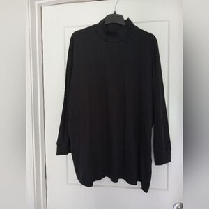 Woman Within Black Mockneck Mock Turtleneck Tunic EUC 2X 26 28